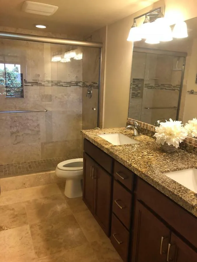 Spacious & Modern Maui Condo Steps To The Beach! Kahana Estados Unidos da América